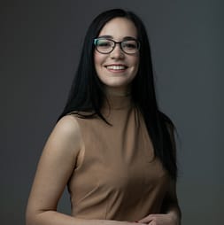 karolina mendon